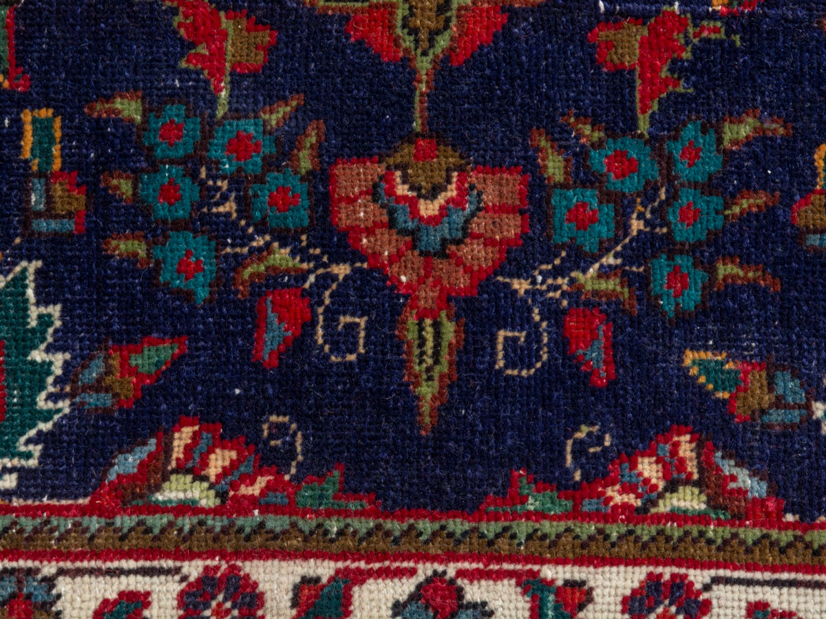 4561, Persian Tabriz Area Rug