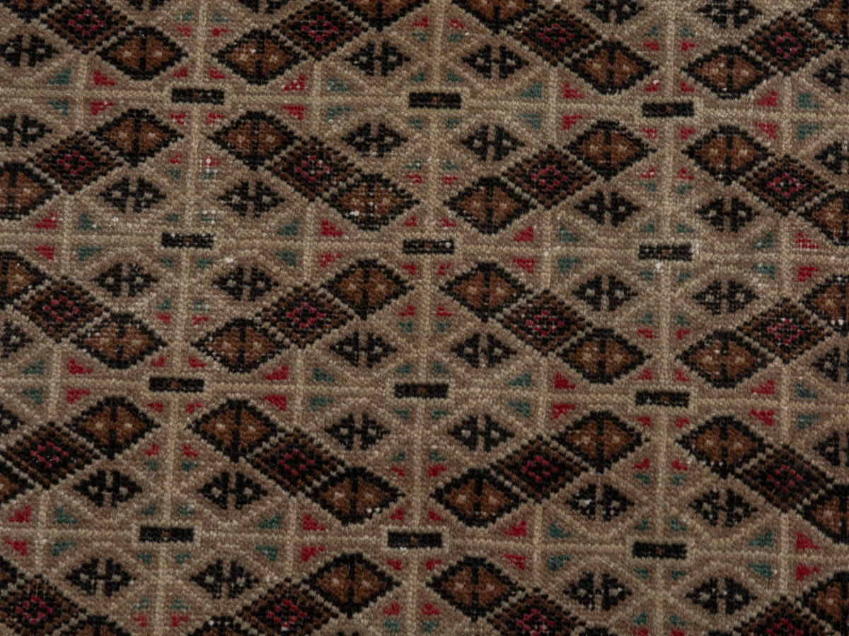 4568, Persian Torkaman Area Rug