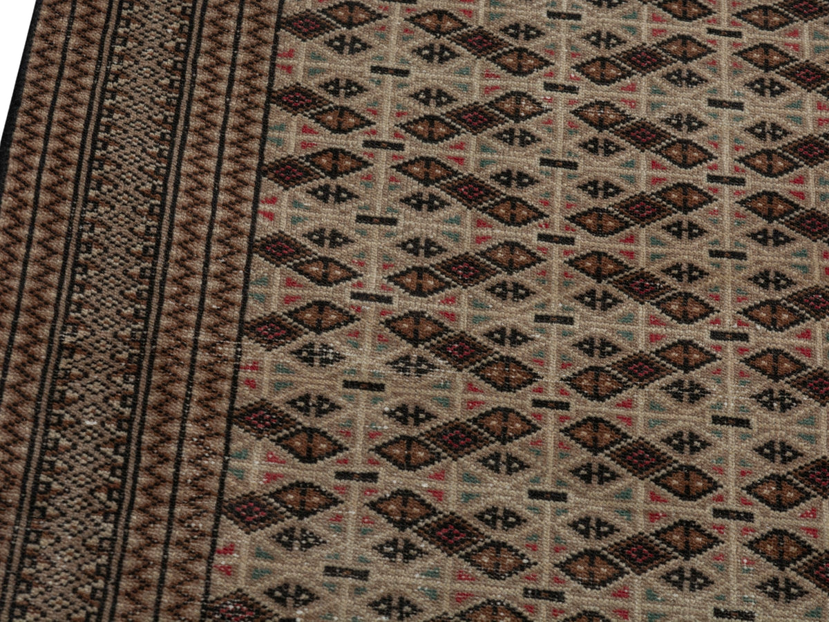 4568, Persian Torkaman Area Rug