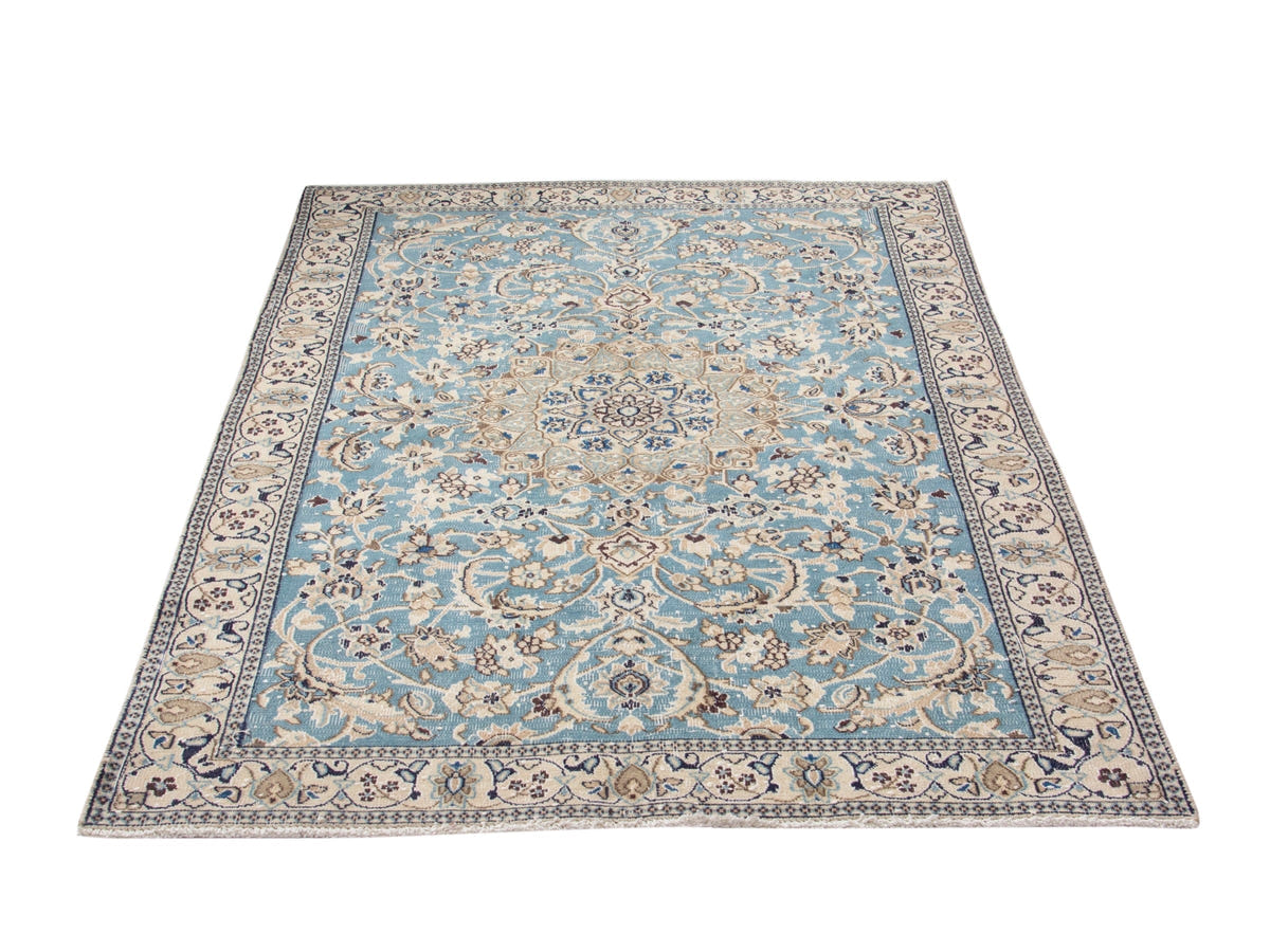 4626, Persian Nain Area Rug