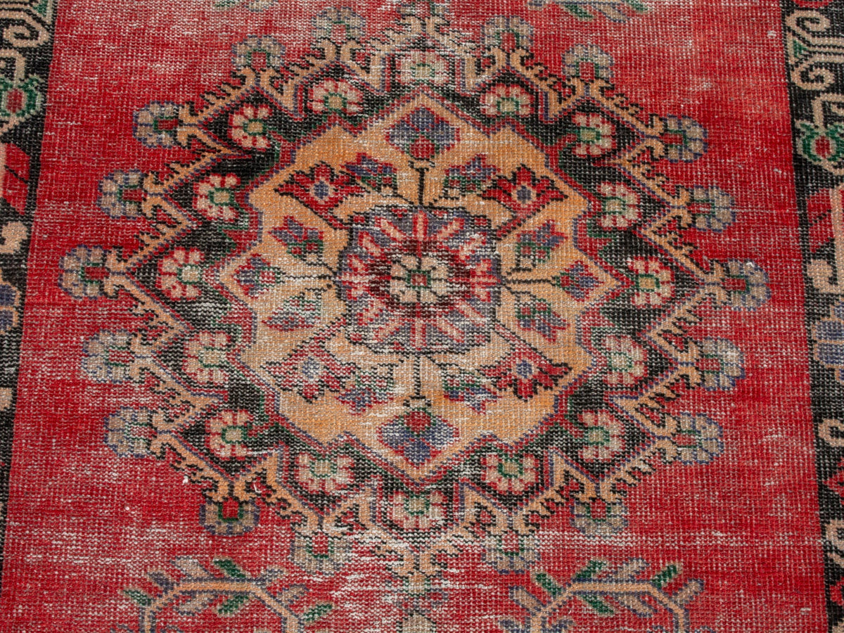 4631, Persian Ferdos Area Rug