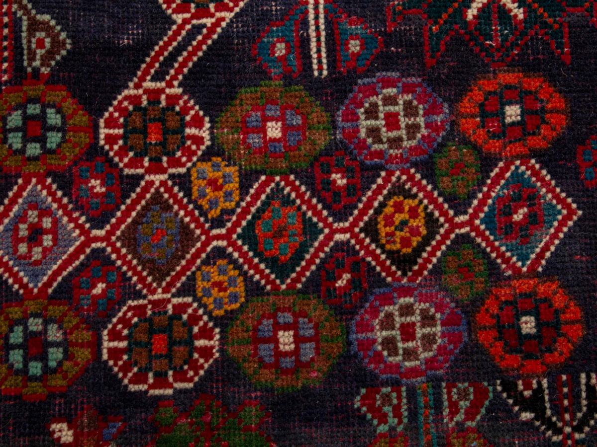 4689, Persian Shiraz Oversized Rug