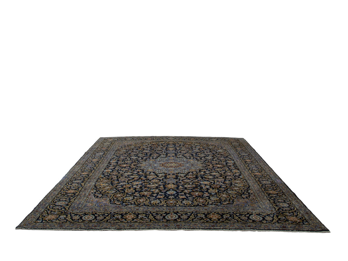 4702, Persian Kashan Oversized Rug