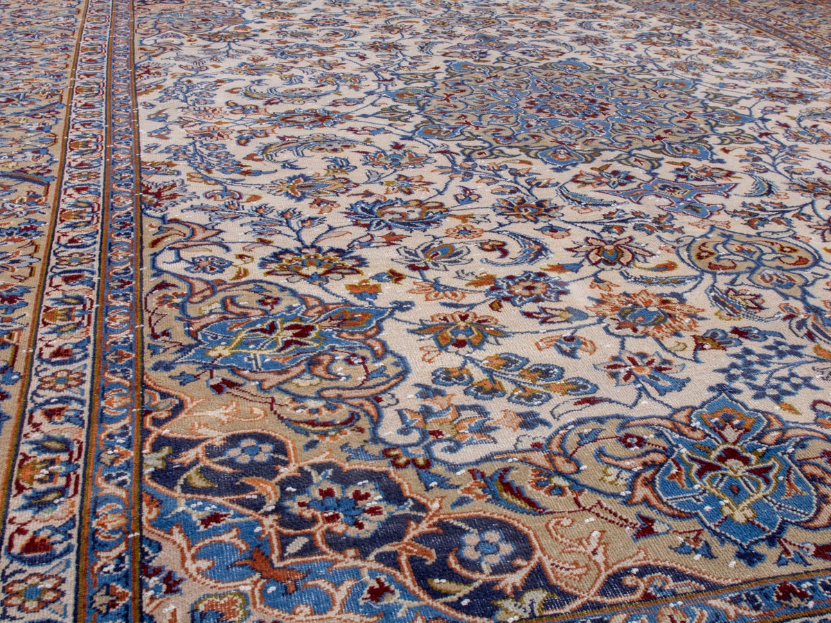 4705, Persian Najafabad Oversized Rug