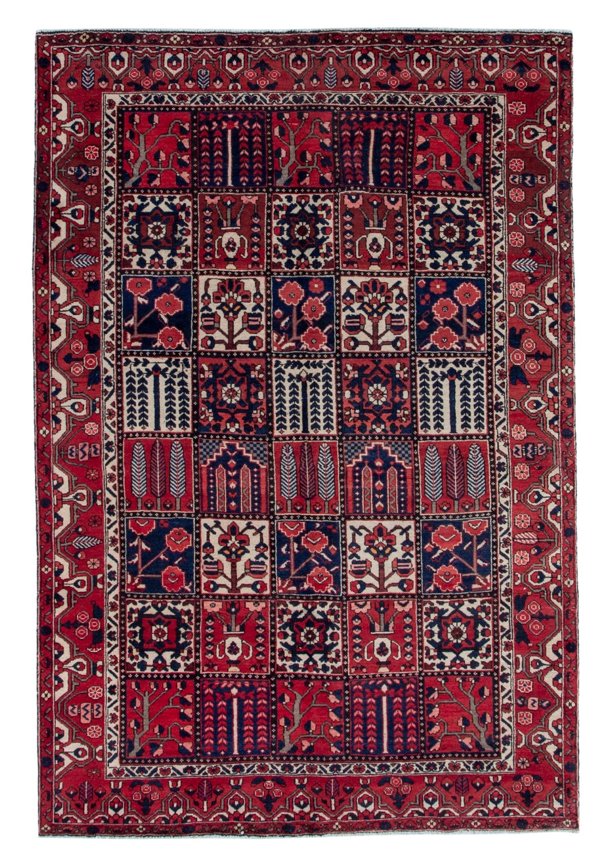 4715, Persian Bakhtiari Oversized Rug
