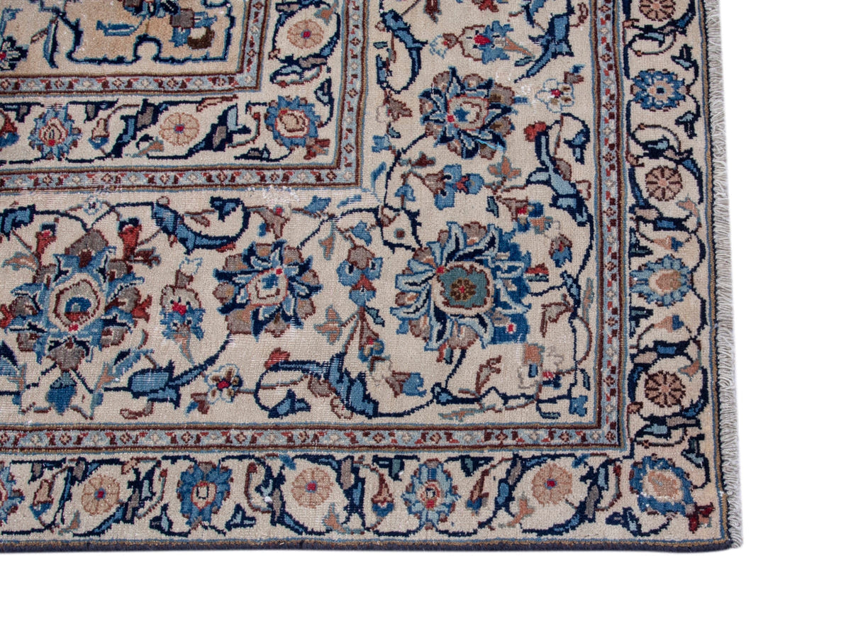 4720, Persian Kashan Oversized Rug