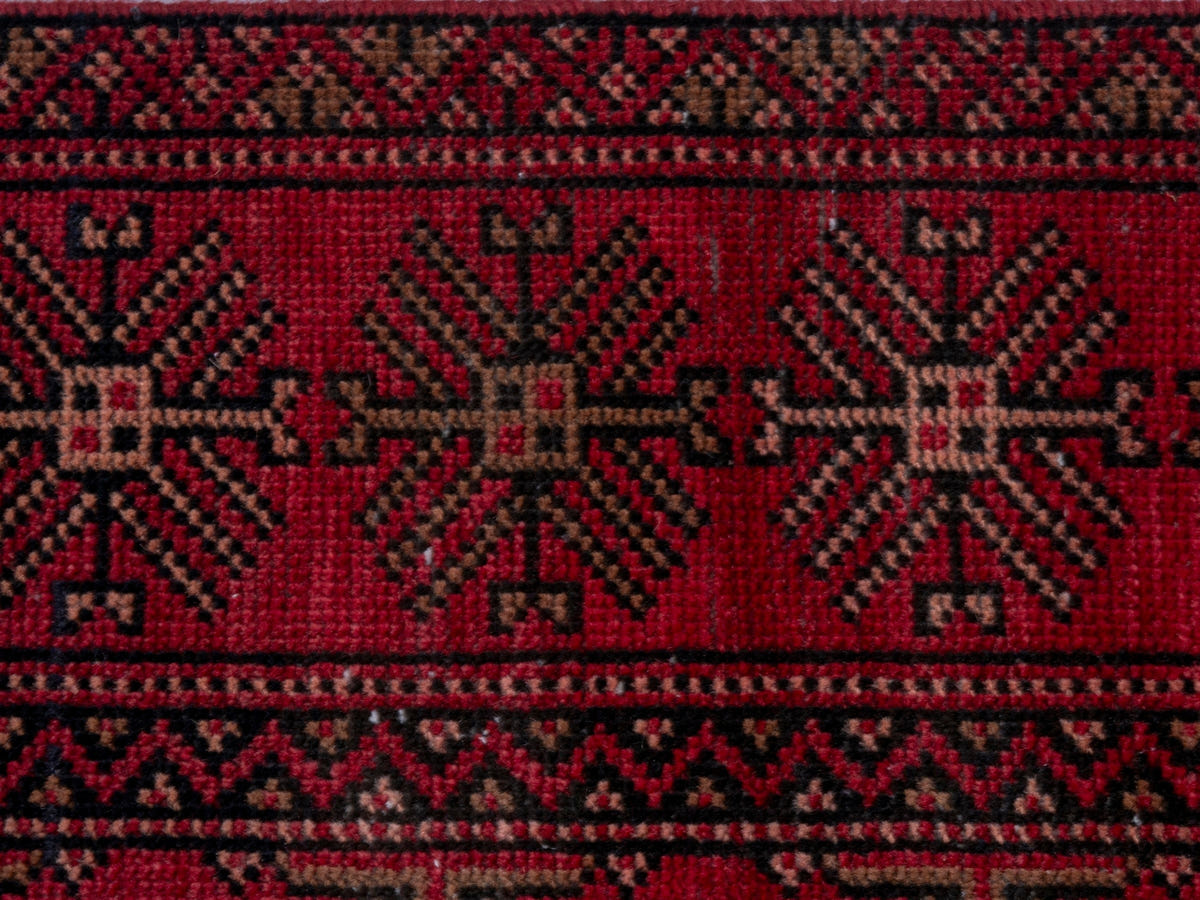 4734, Persian Torkaman Area Rug