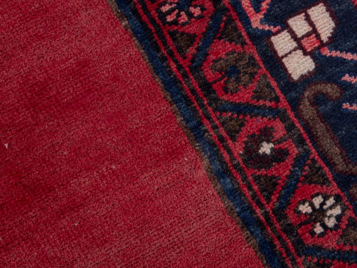 4742, Persian Saveh Area Rug