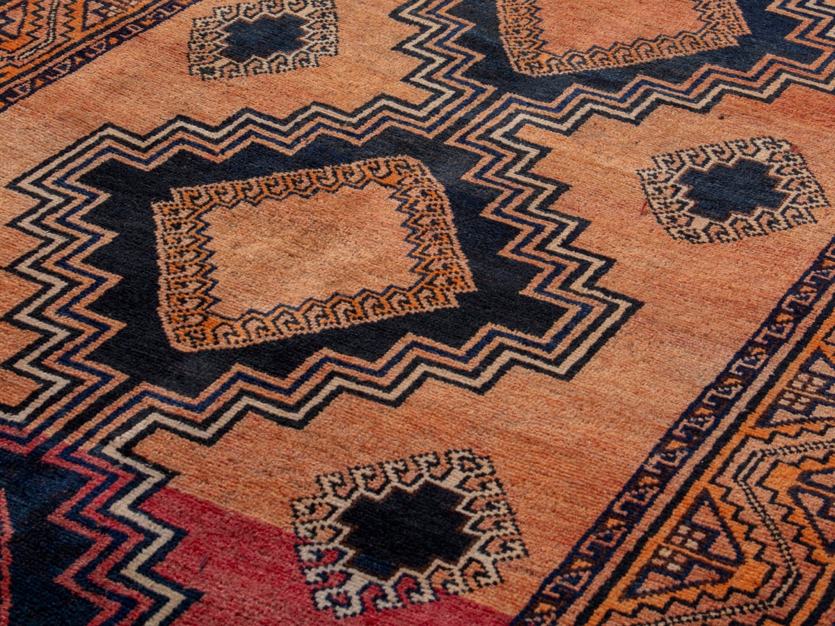 4765, Persian Shiraz Area Rug