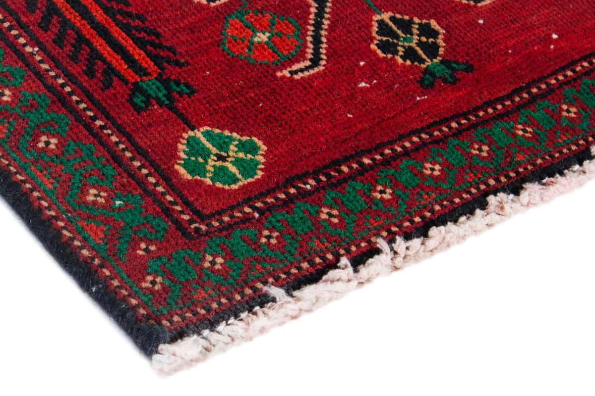 5009, Persian Baluch Area Rug