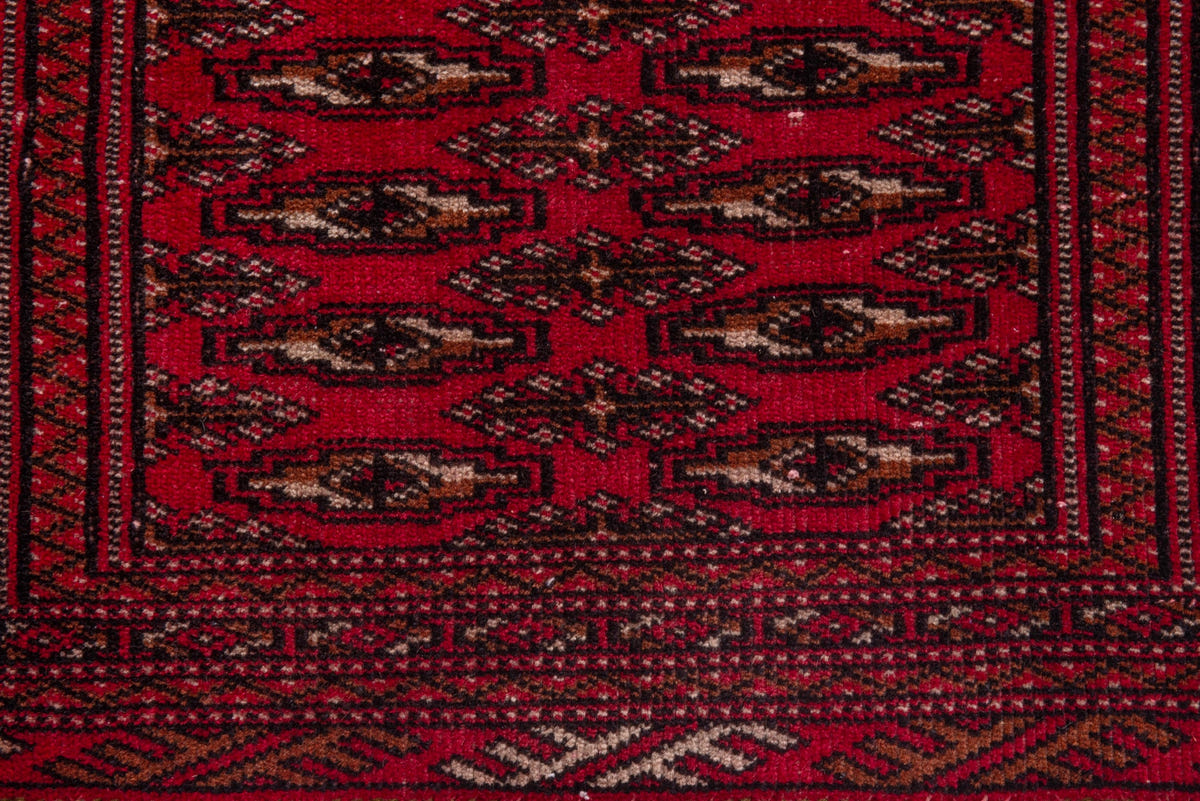 5014, Persian Torkaman Area Rug