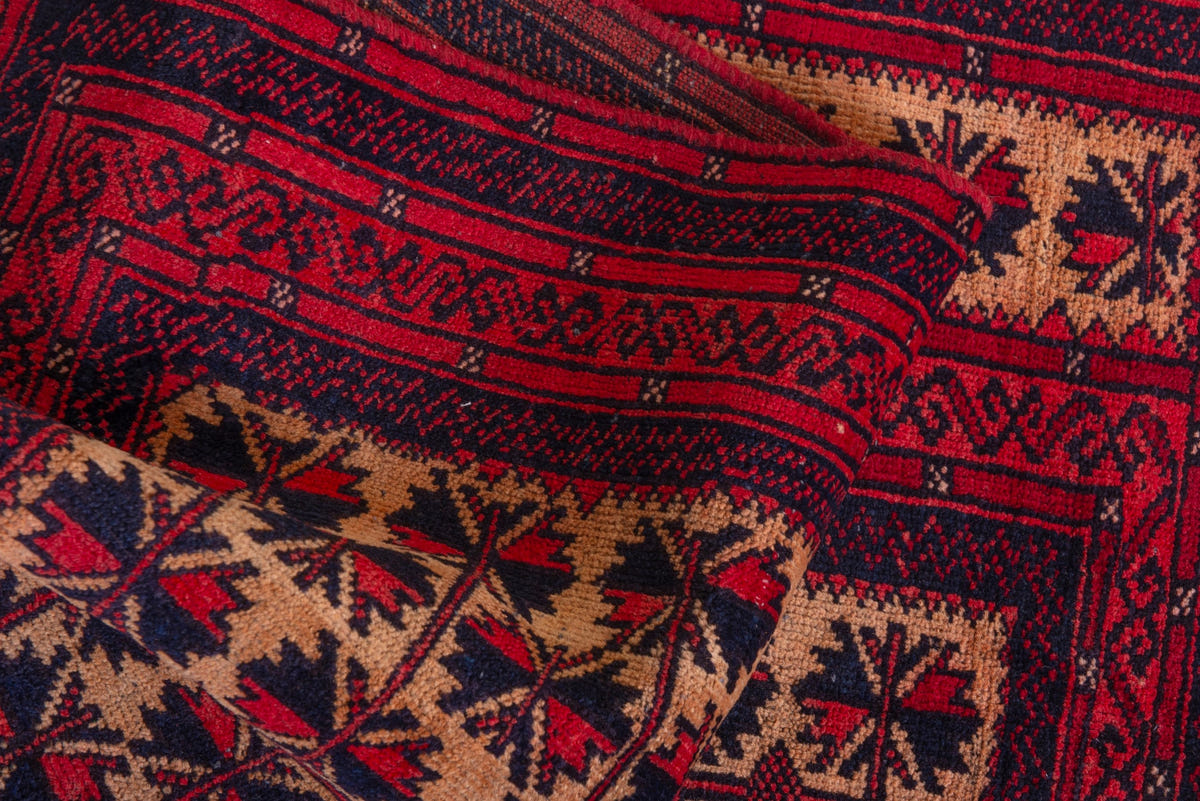 5018, Persian Baluch Area Rug