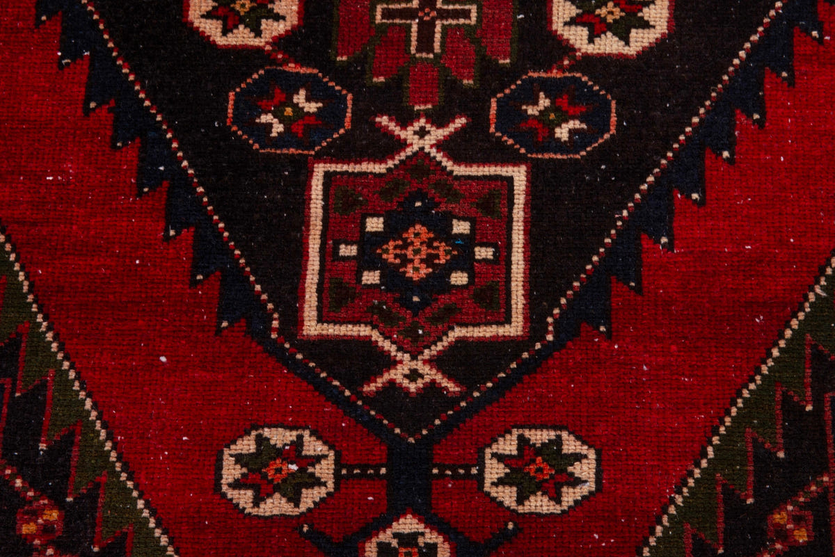 5019, Persian Saveh Area Rug