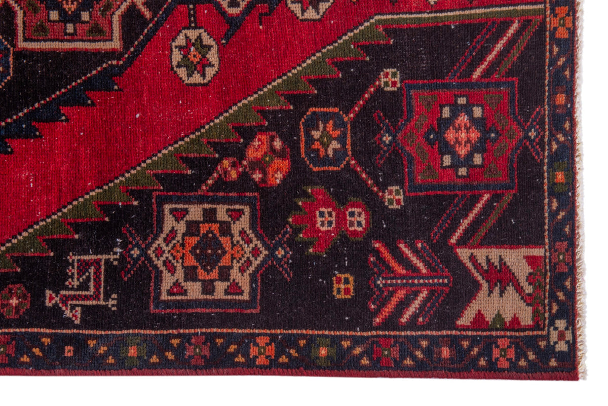 5019, Persian Saveh Area Rug