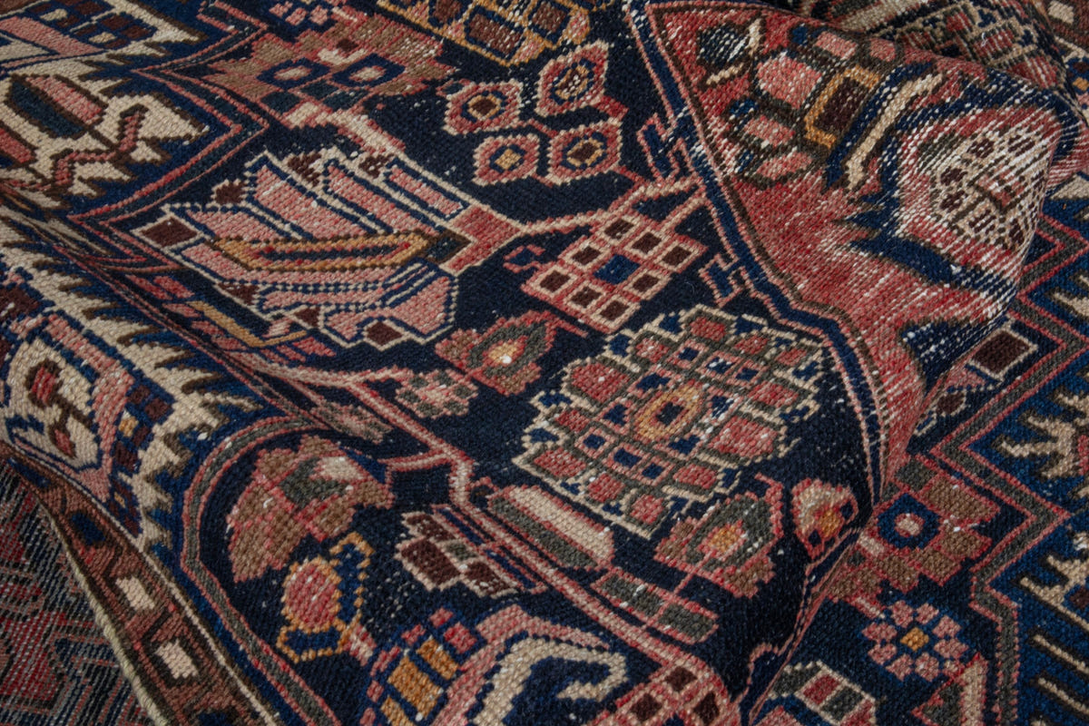 5029, Persian Saveh Area Rug