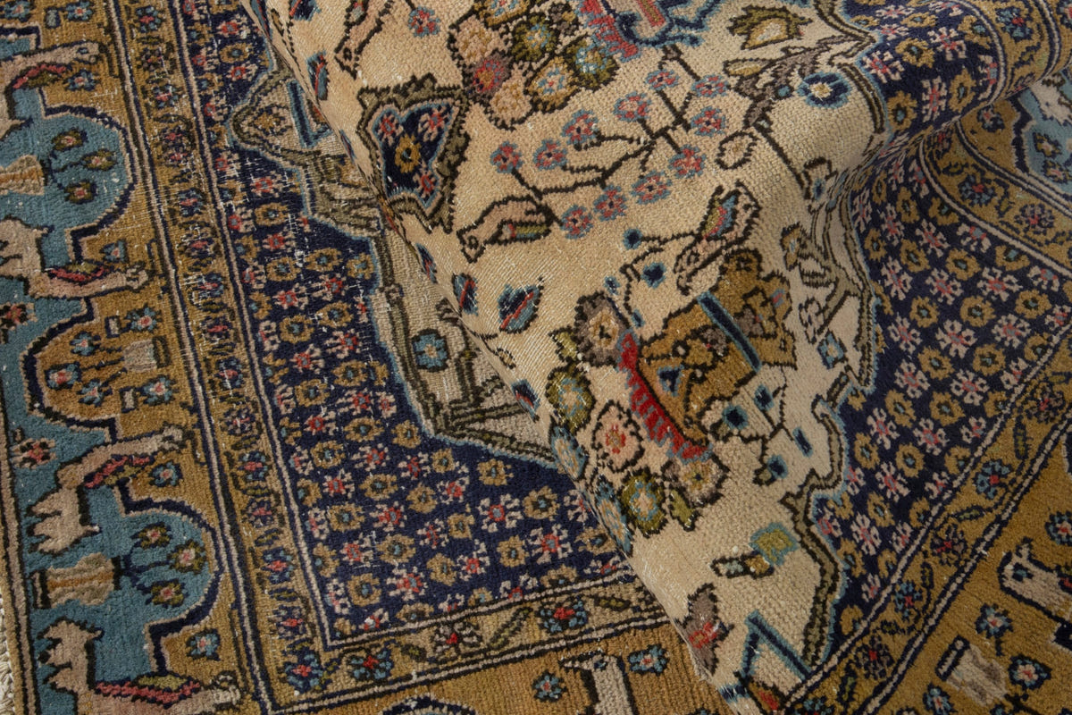 5030, Persian Qom Area Rug