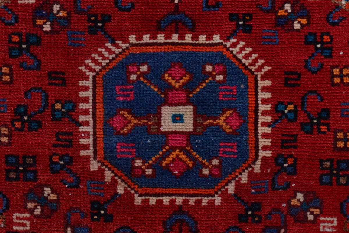 5040, Persian Toyserkan Area Rug