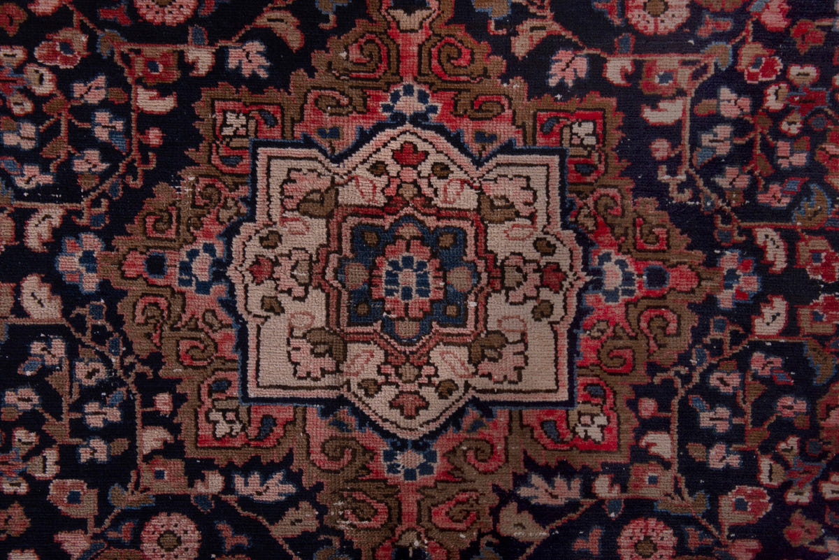 5043, Persian Hamadan Area Rug