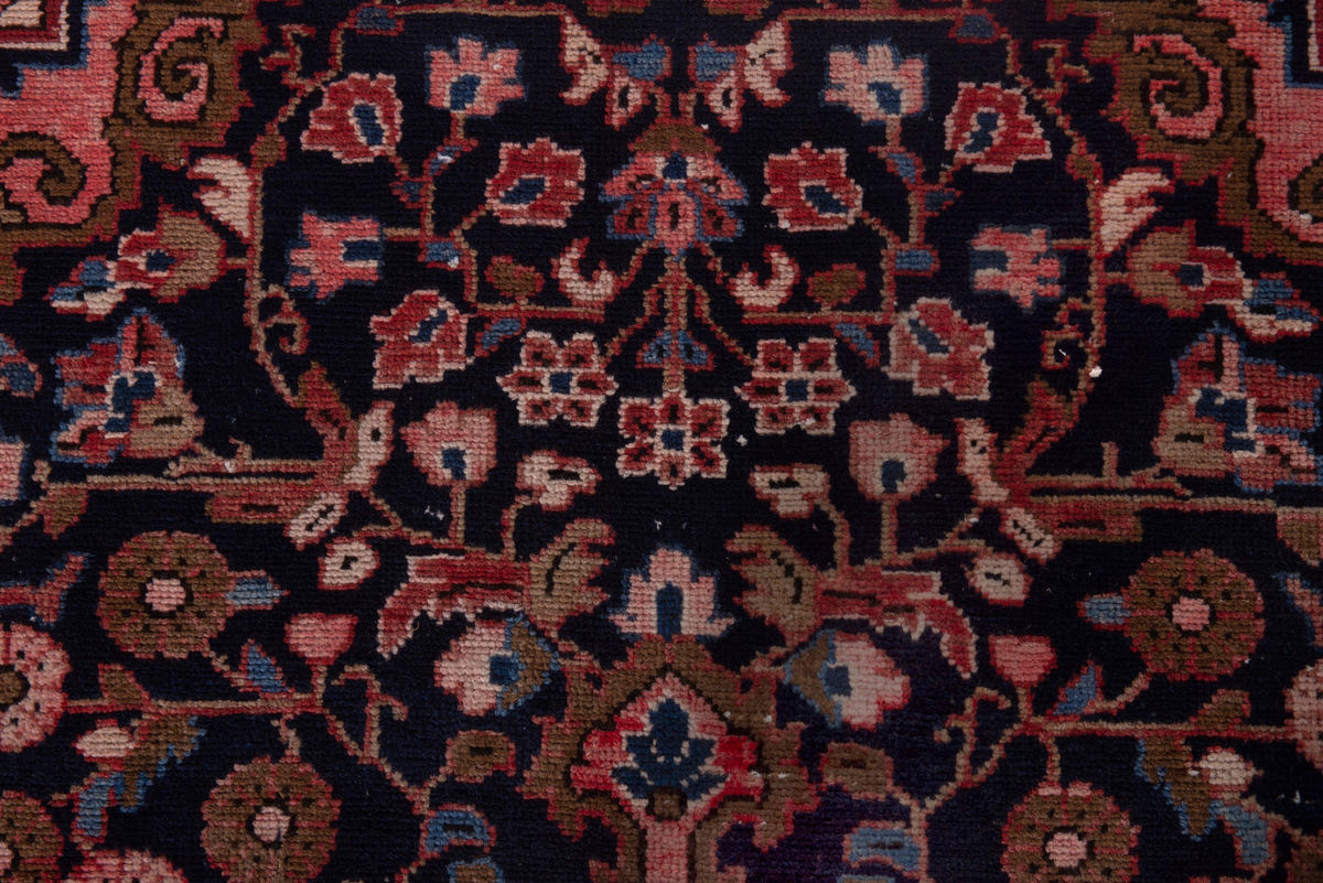 5043, Persian Hamadan Area Rug