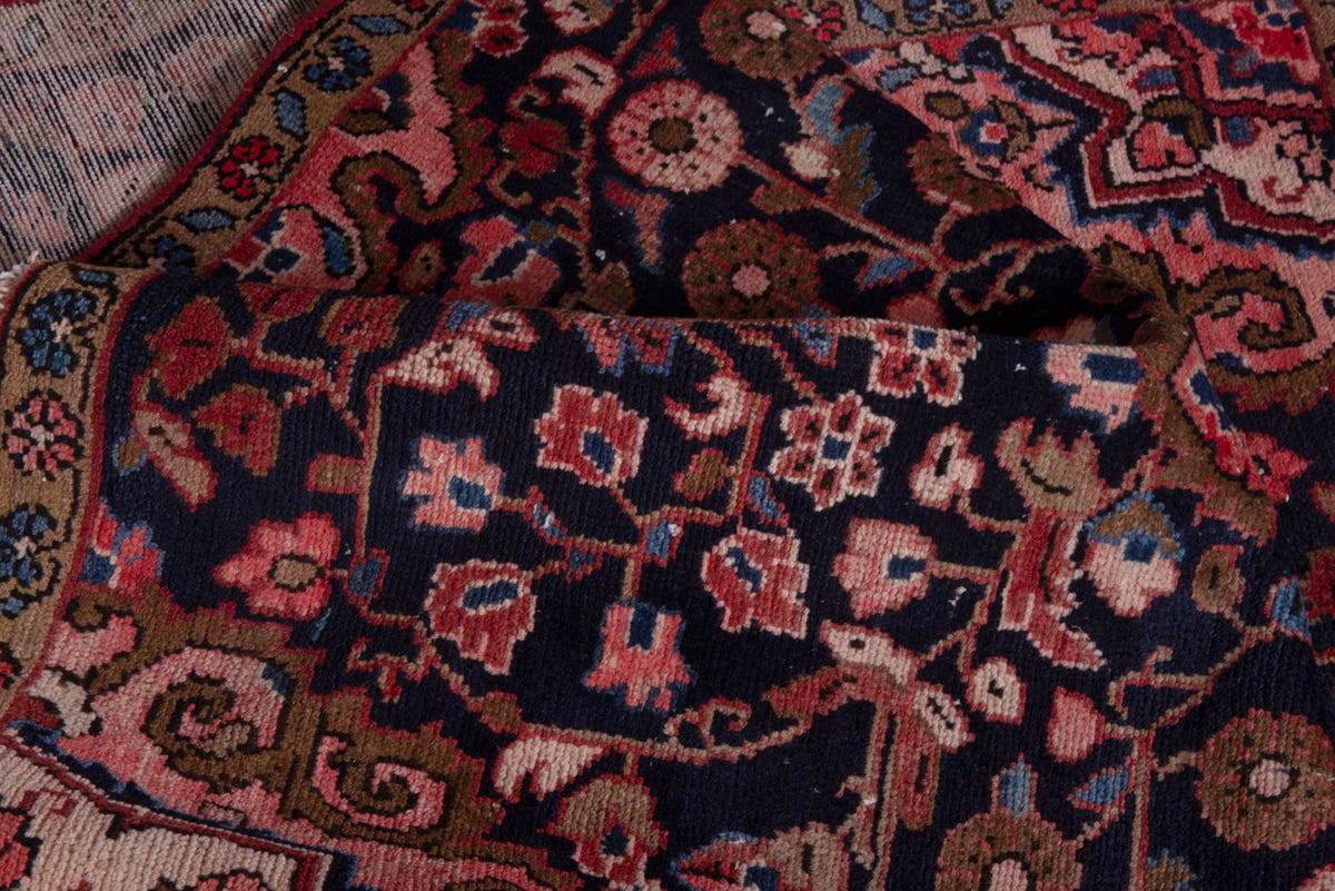 5043, Persian Hamadan Area Rug