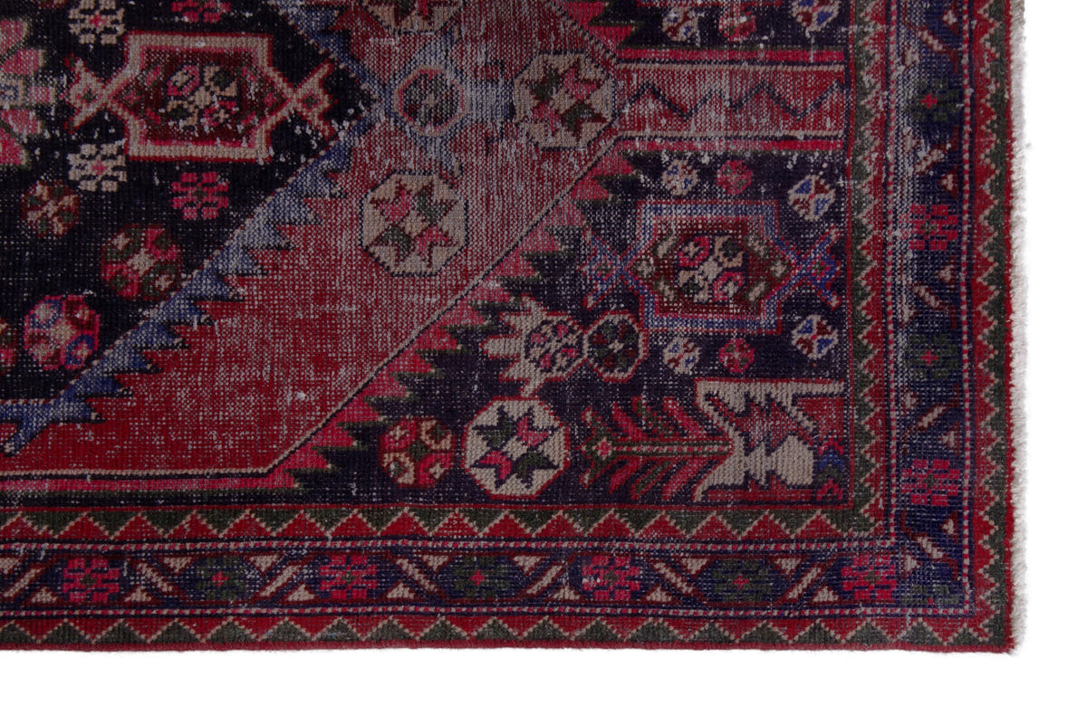 5049, Persian Ferdos Area Rug