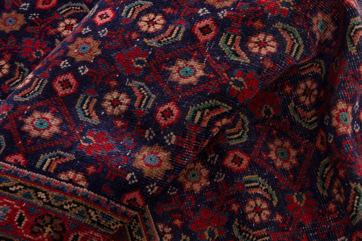 5060, Persian Mahal Area Rug