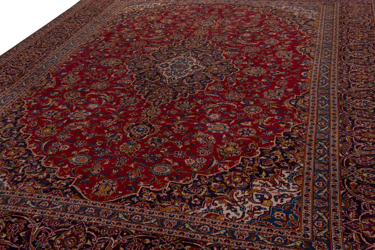 5077, Persian Kashan Oversized Rug