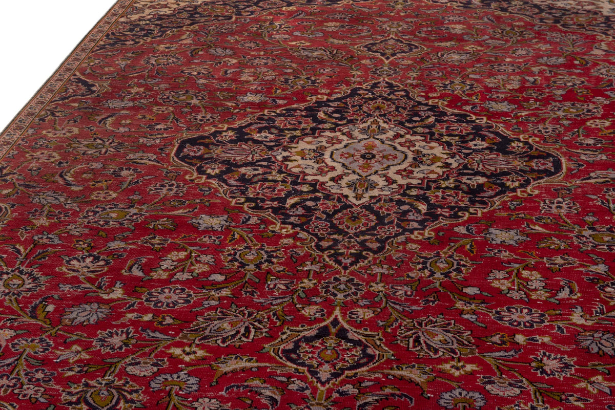 5084, Persian Kashan Area Rug
