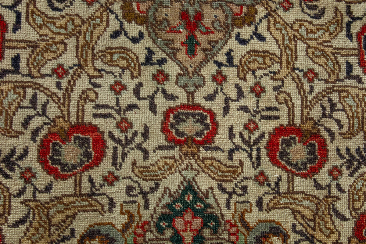 5089, Persian Tabriz Area Rug