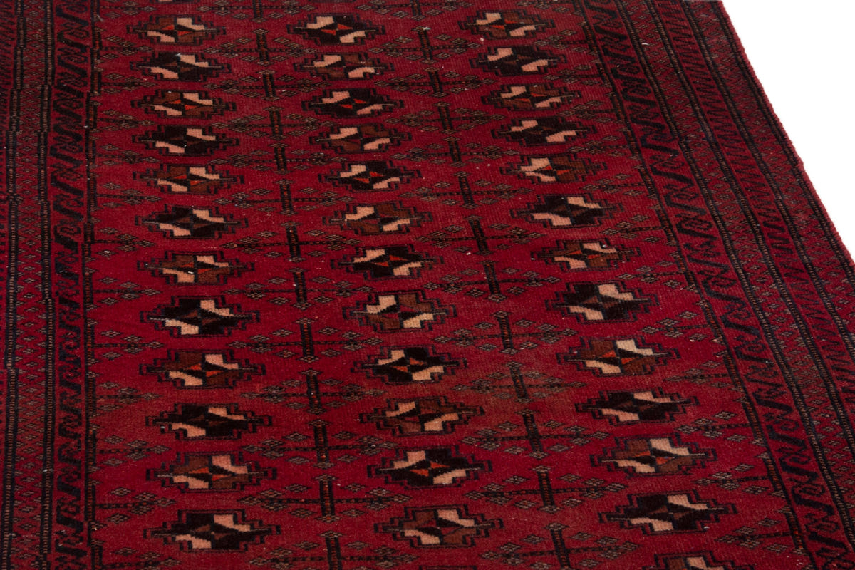 5132, Persian Torkaman Area Rug