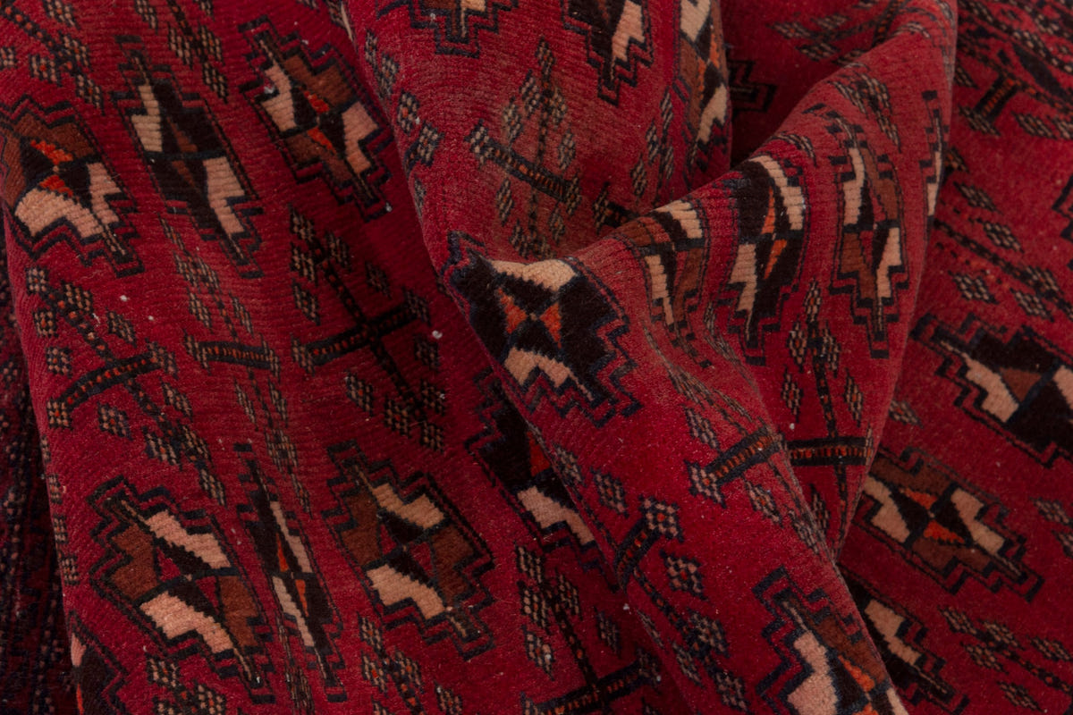 5132, Persian Torkaman Area Rug