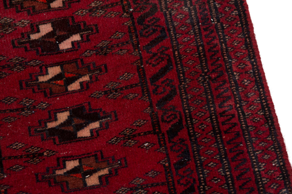 5132, Persian Torkaman Area Rug