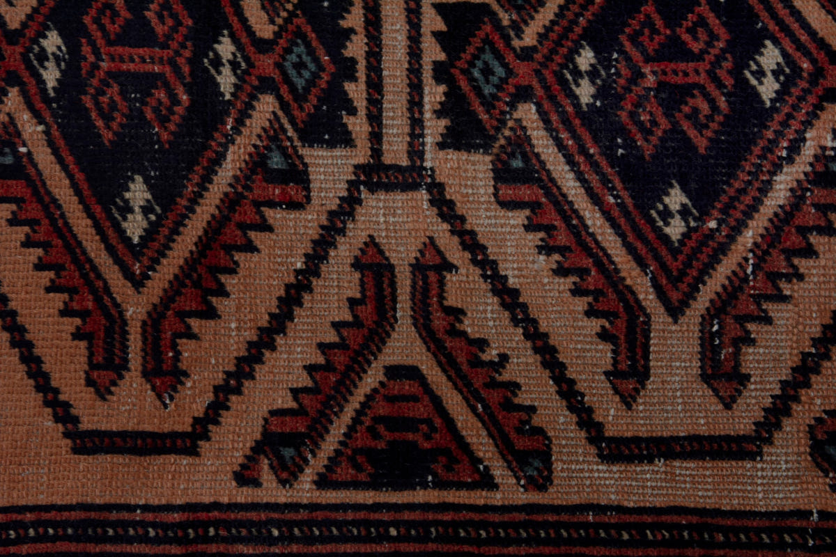 5160, Persian Baluch Area Rug