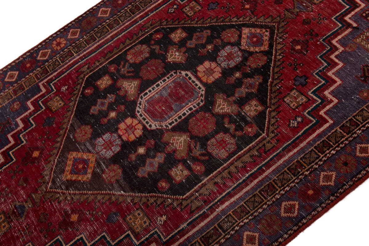5172, Persian Zanjan Area Rug