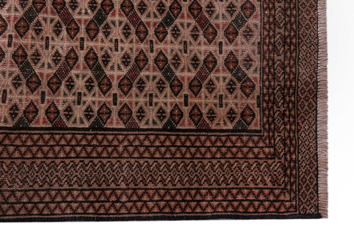 5178, Persian Torkaman Area Rug