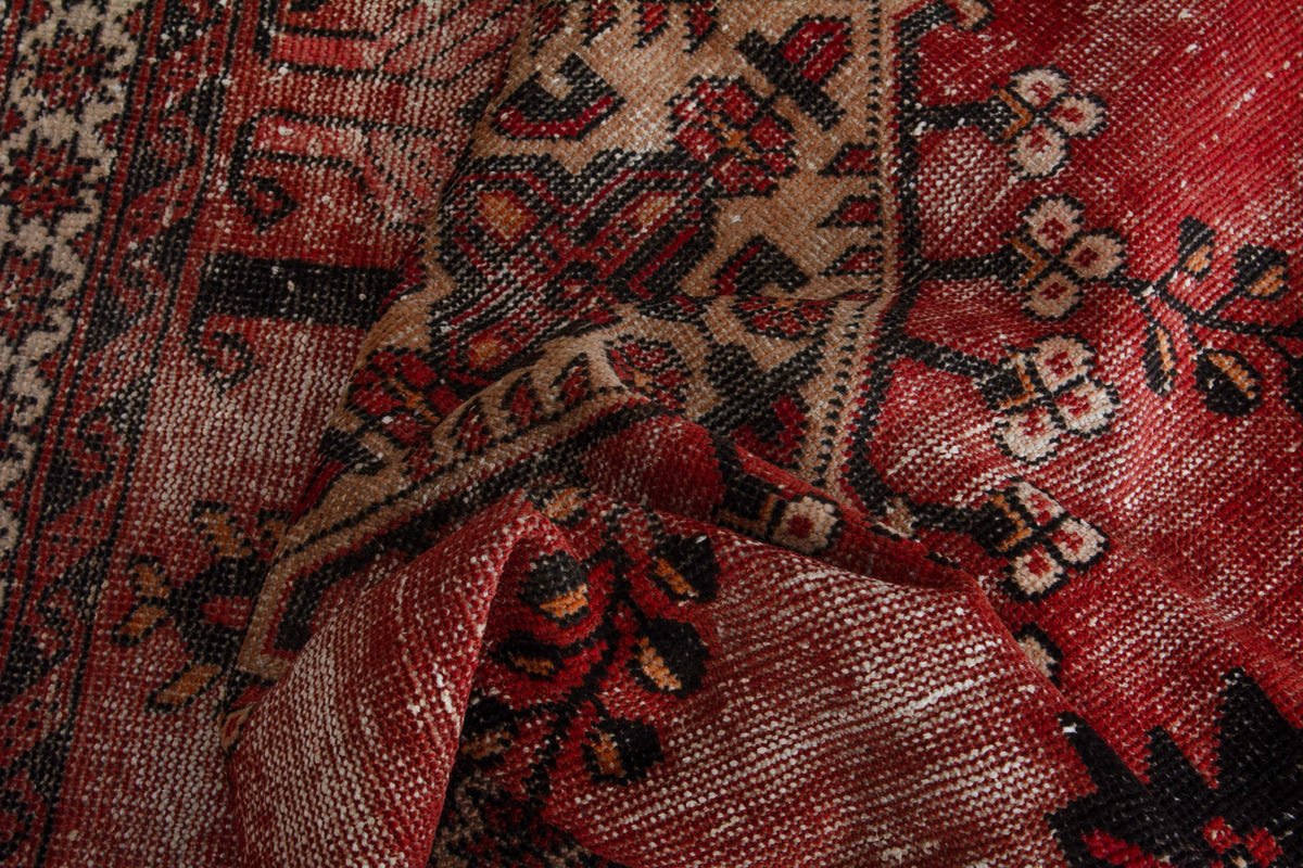 5181, Persian Ferdos Area Rug