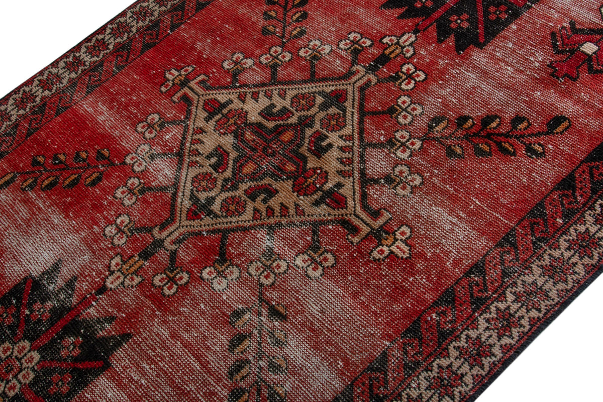 5181, Persian Ferdos Area Rug