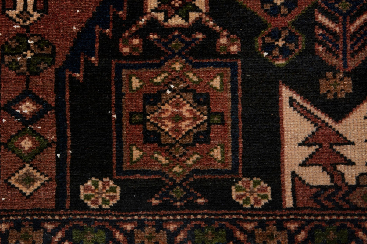 5201, Persian Saveh Area Rug