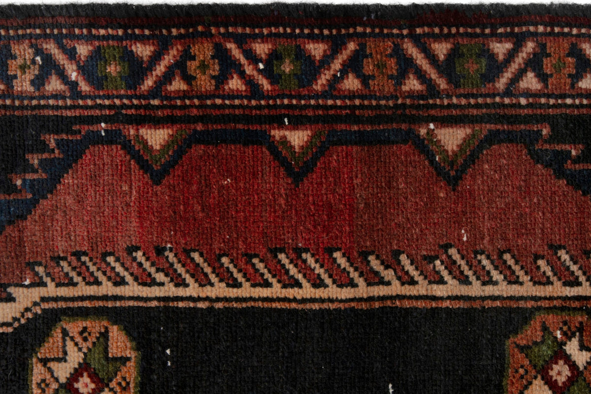 5201, Persian Saveh Area Rug