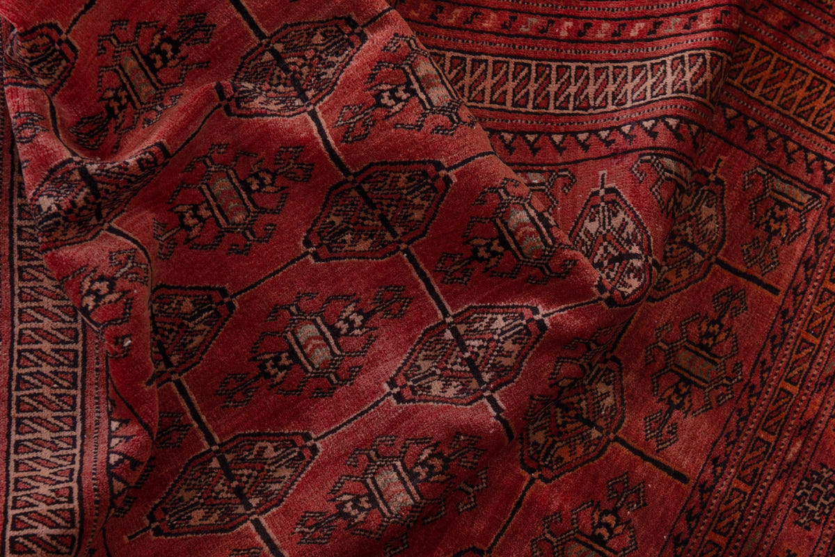 5212, Persian Torkaman Area Rug