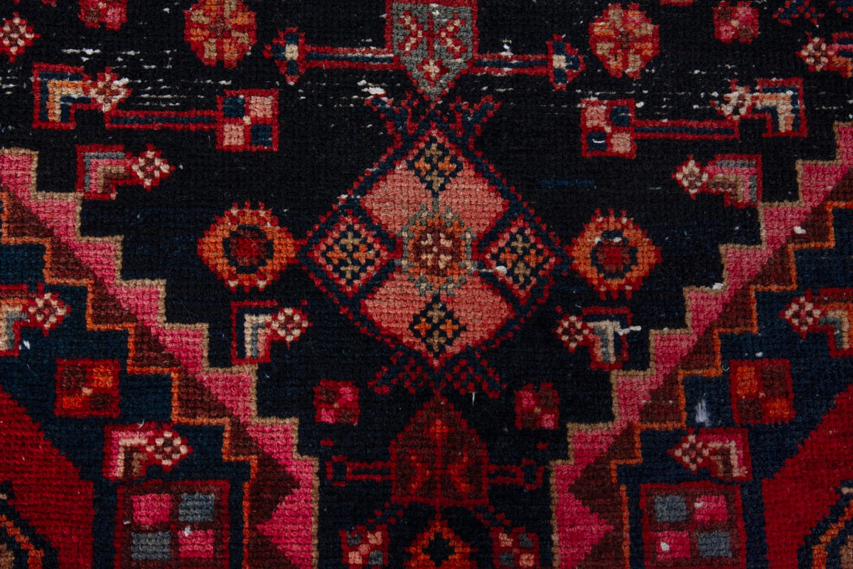 5217, Persian Hamadan Area Rug