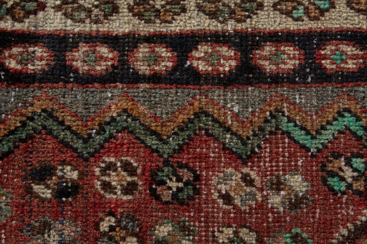 5254, Persian Bakhtiari Mini Rug
