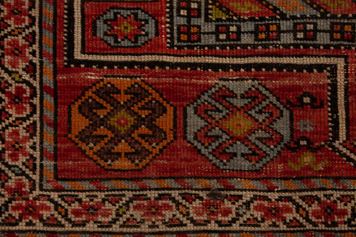5304, Persian Ghoochan Area Rug