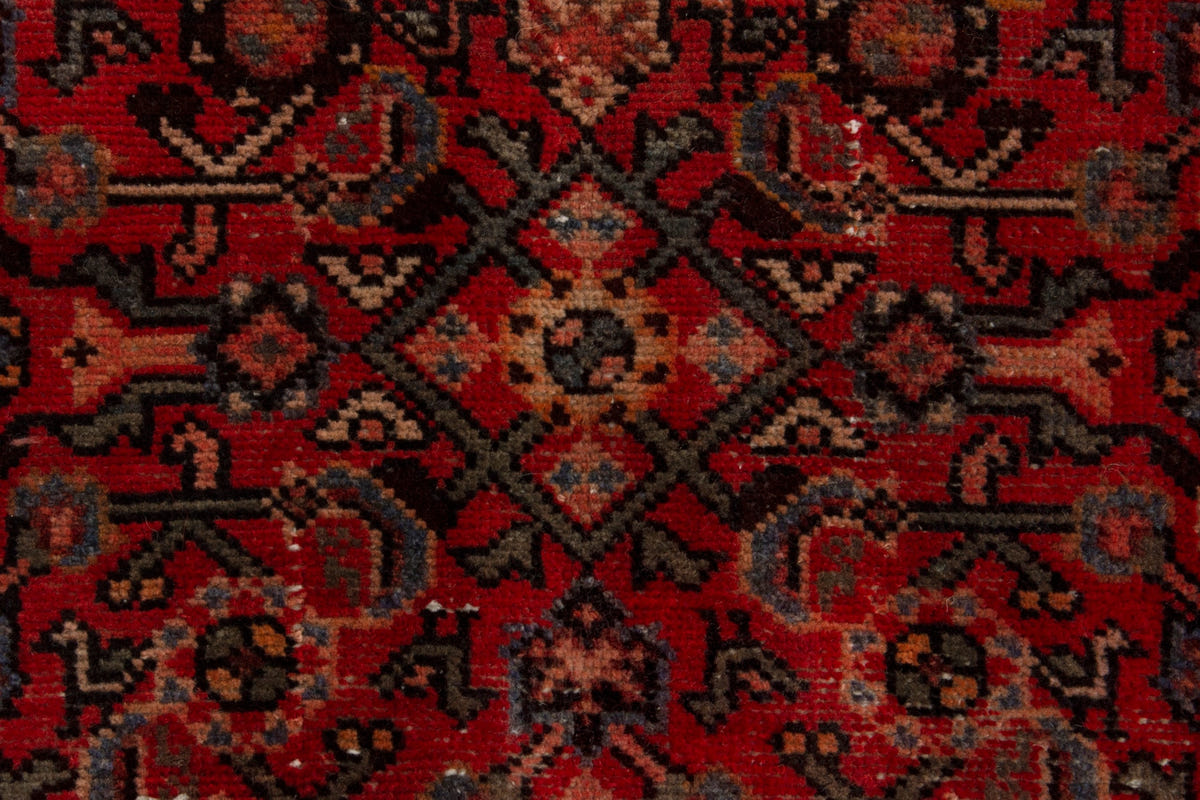 5305, Persian Hamadan Area Rug