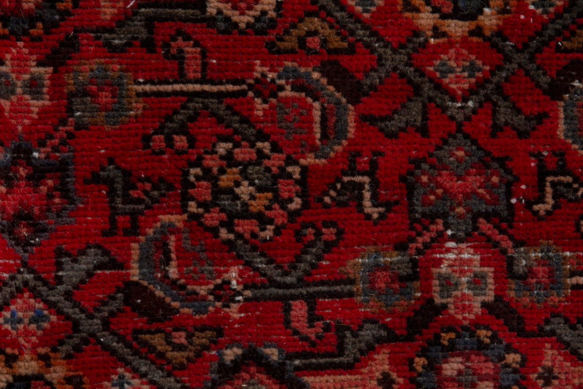 5305, Persian Hamadan Area Rug