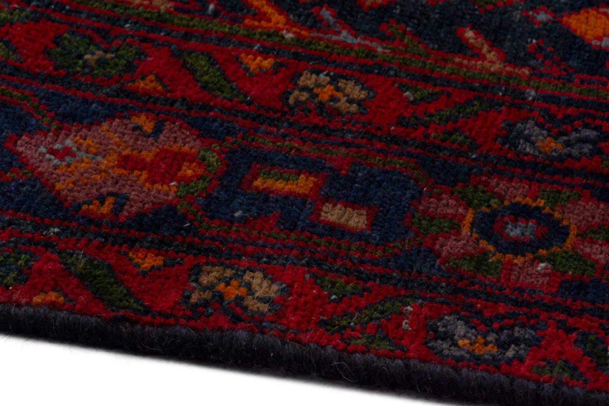 5324, Persian Borujerd Area Rug