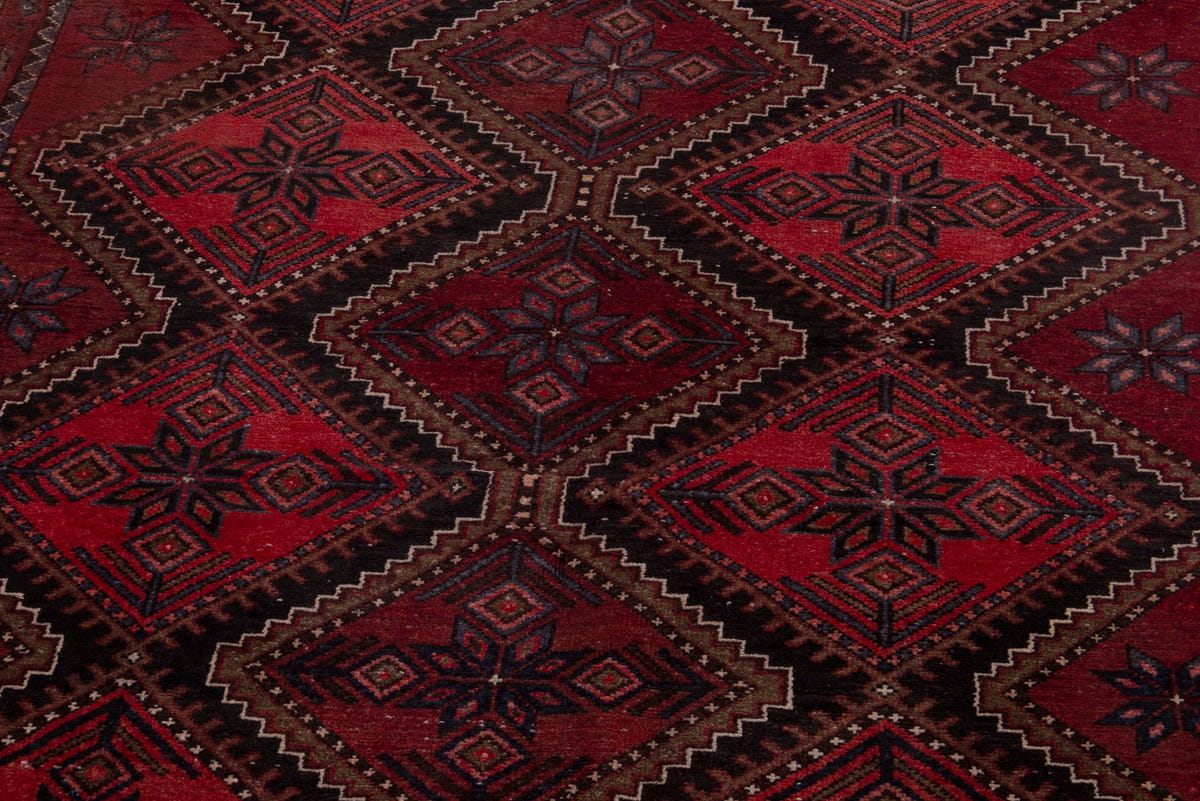 5345, Persian Hamadan Area Rug