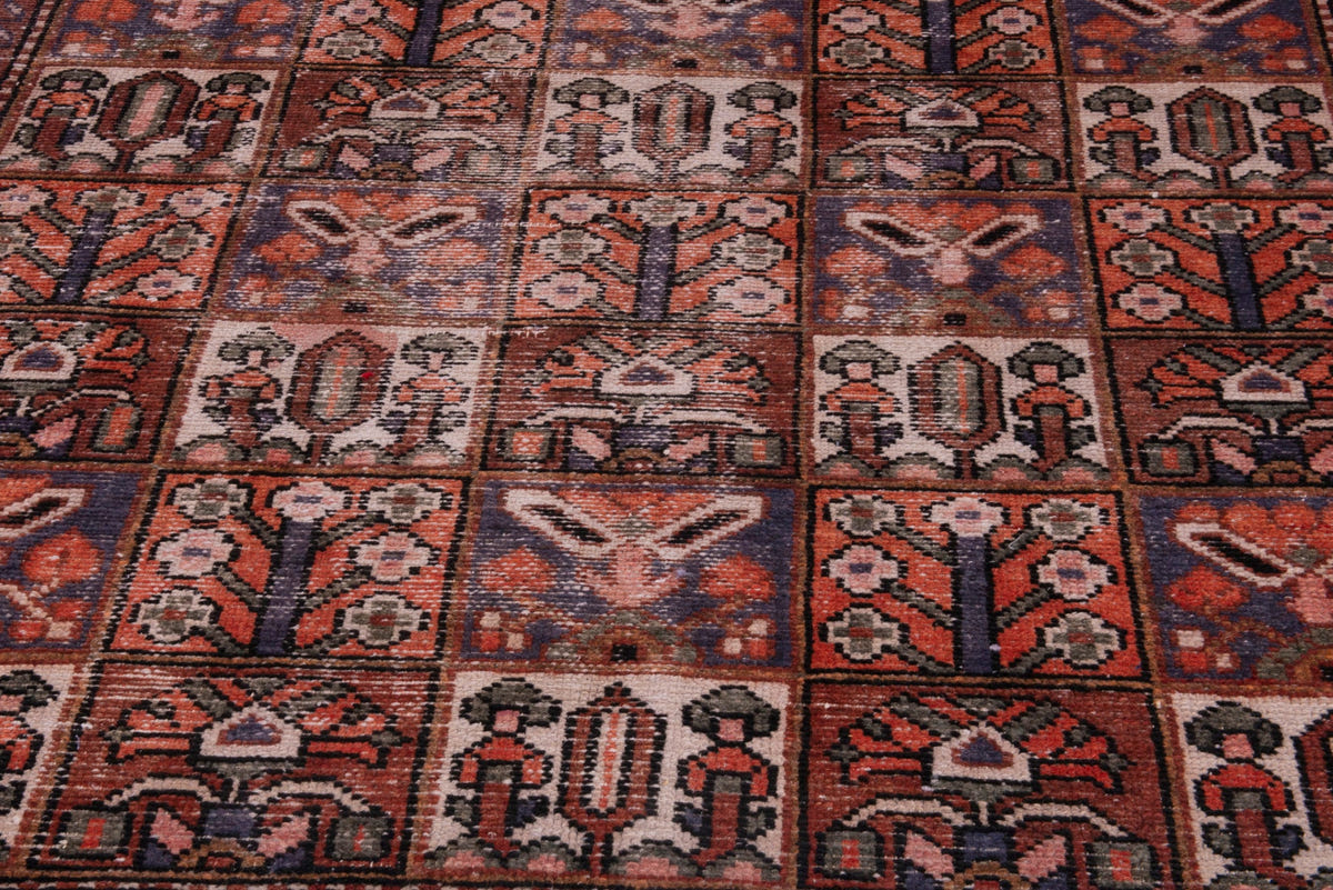 5379, Persian Bakhtiari Area Rug