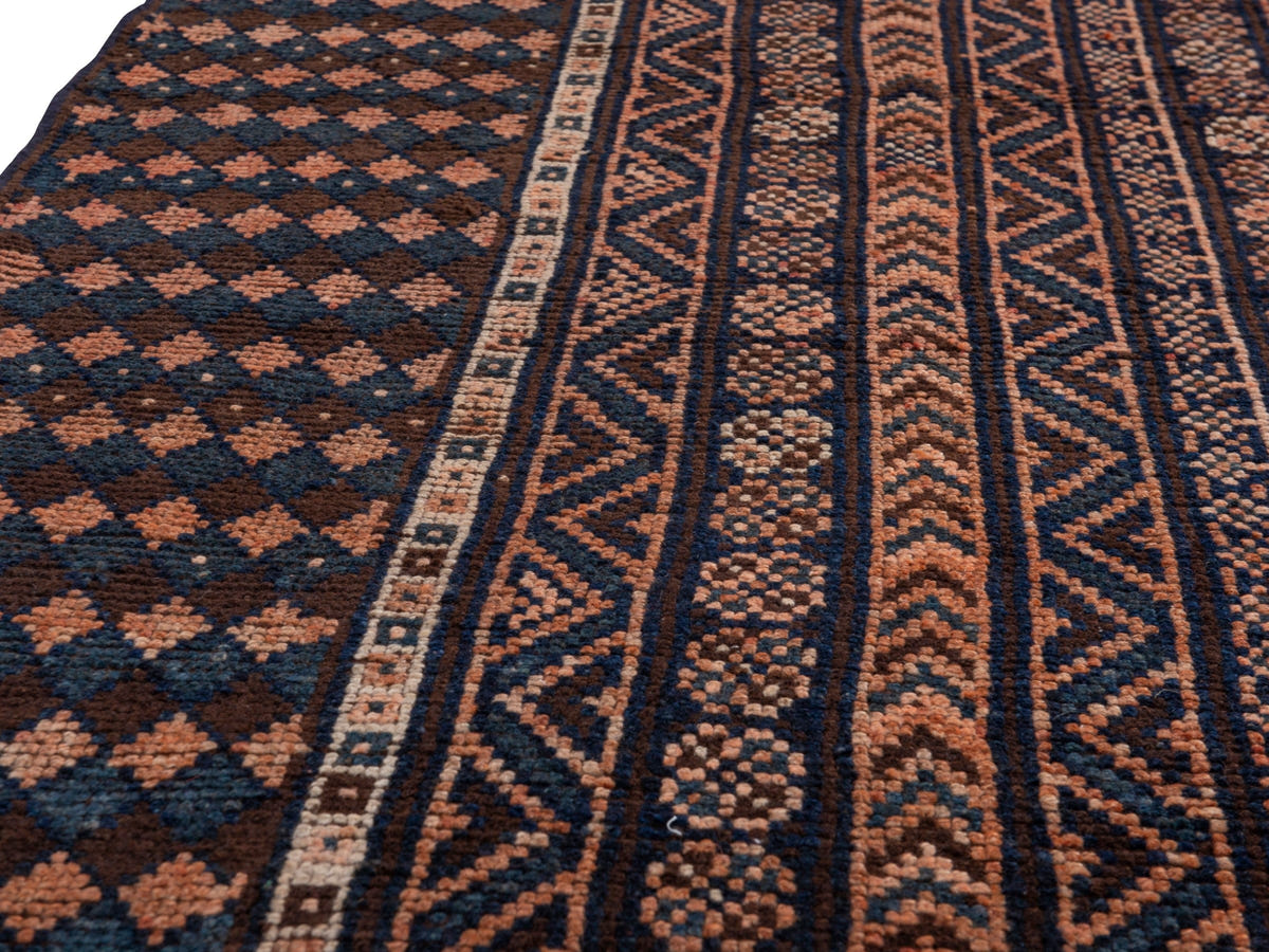5482, Persian Shiraz Runner Rug