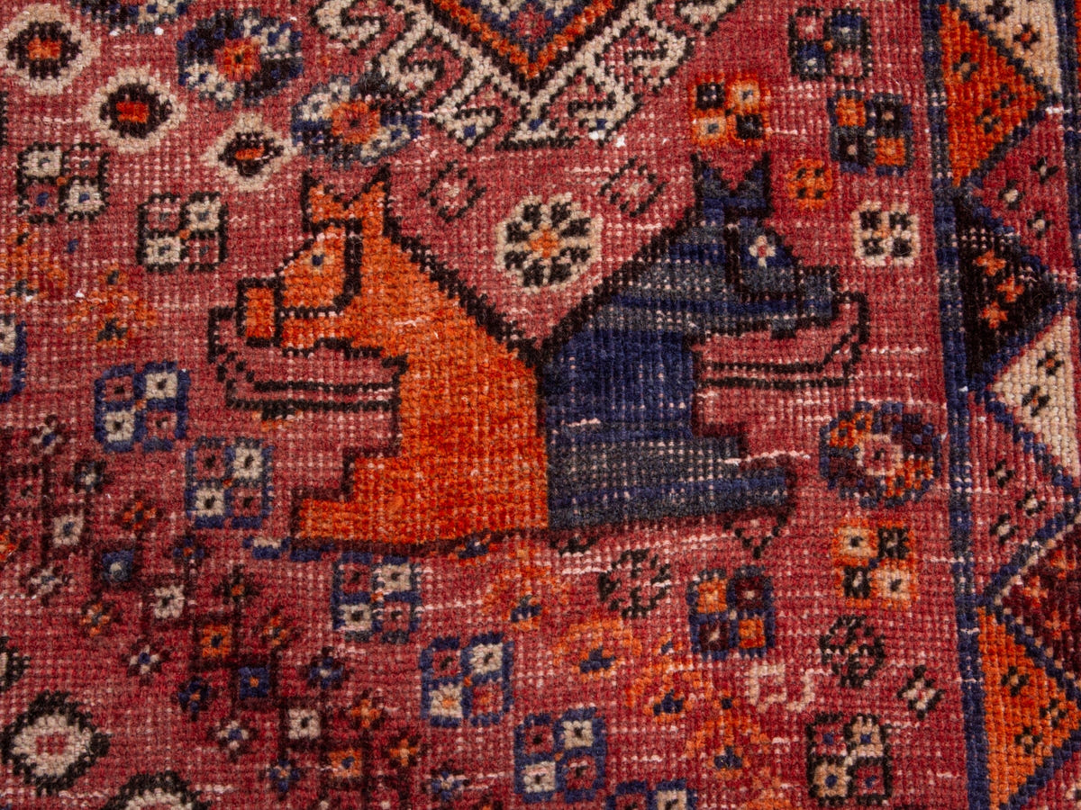 5500, Persian Shiraz Area Rug
